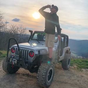 Meet your Posher, Collin